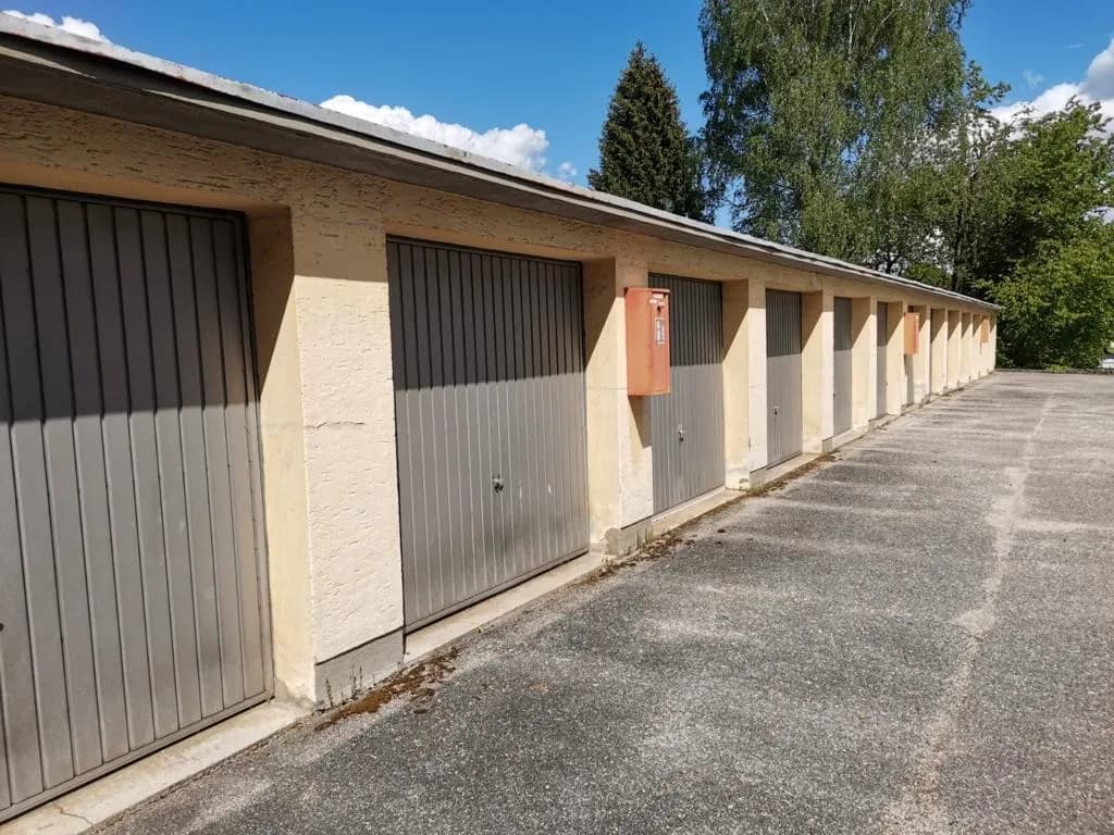 GARAGENBOXEN am AUBERG ab 01.08.2026 zu vermieten