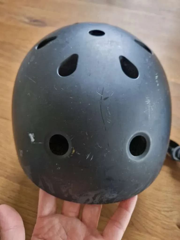 Skater/ Fahrradhelm 55-58 - Bild 1