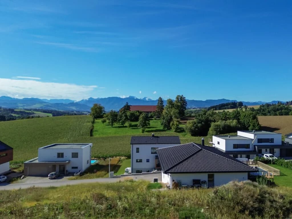 Zur Miete: Doppelhaus in Kremsmünster mit wunderbarem Fernblick! - Bild 1