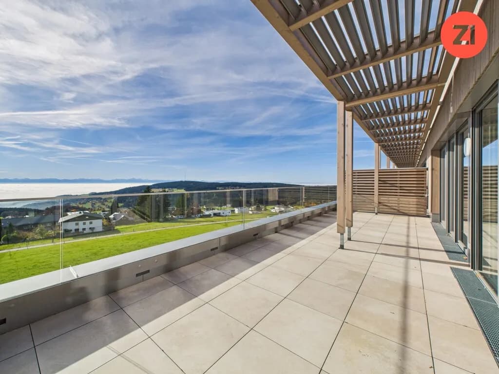 *Über der Nebelgrenze* 4- Zimmer Dachgeschosswohnung mit Terrasse - Bild 1