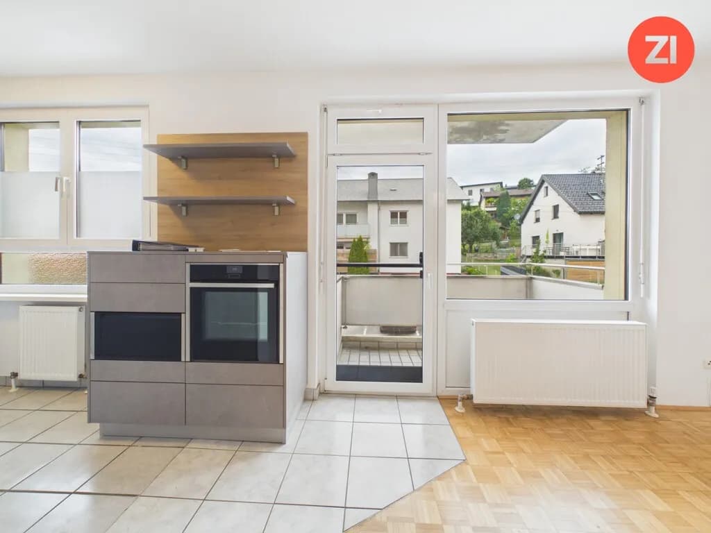 Gepflegte 2-Zimmer-Wohnung in Ruhelage mit Balkon und hochwertiger Einbauküche - Bild 1