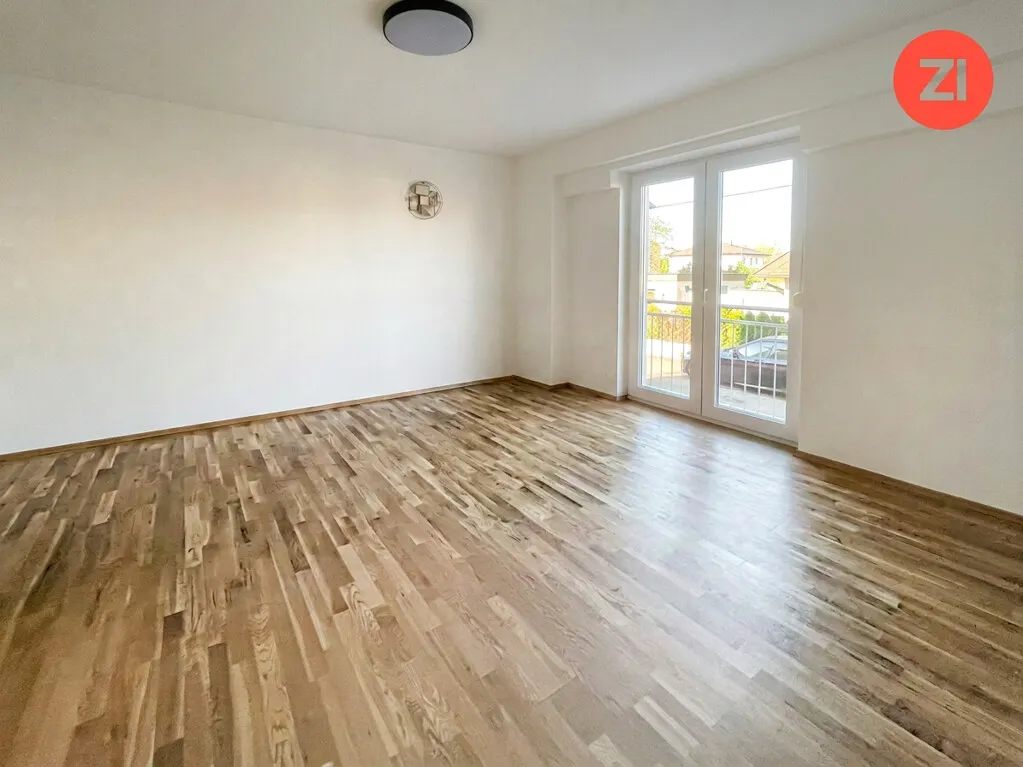 2,5-Zimmer Wohnung im Flötzerweg mit Außenstellplatz & Garten ab sofort verfügbar