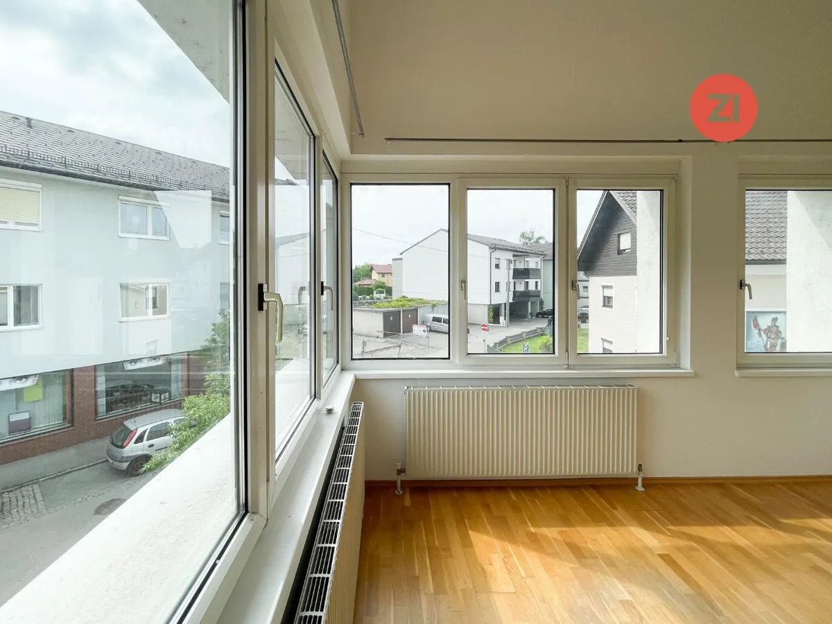 Günstig kaufen - 3,5 Zimmer Familienwohnung im Zentrum von St. Georgen an der Gusen - Bild 1