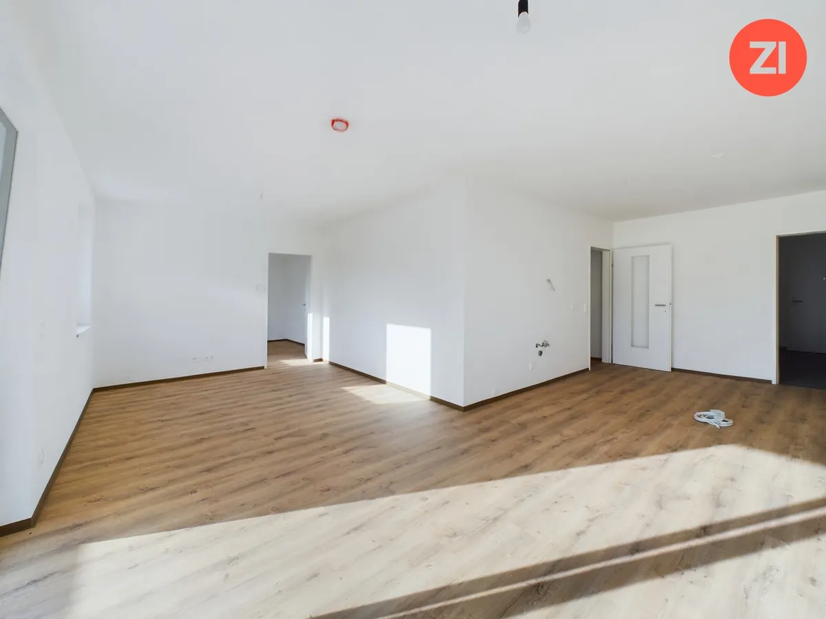 Gemütliche, geförderte Wohnung mit drei Zimmern, günstig zur S10 gelegen - Bild 1