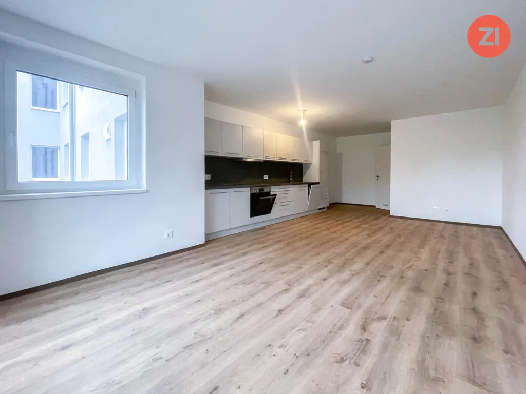 Schöne geförderte 4 - Zimmer-Wohnung nahe der Autobahn S10 - Bild 1