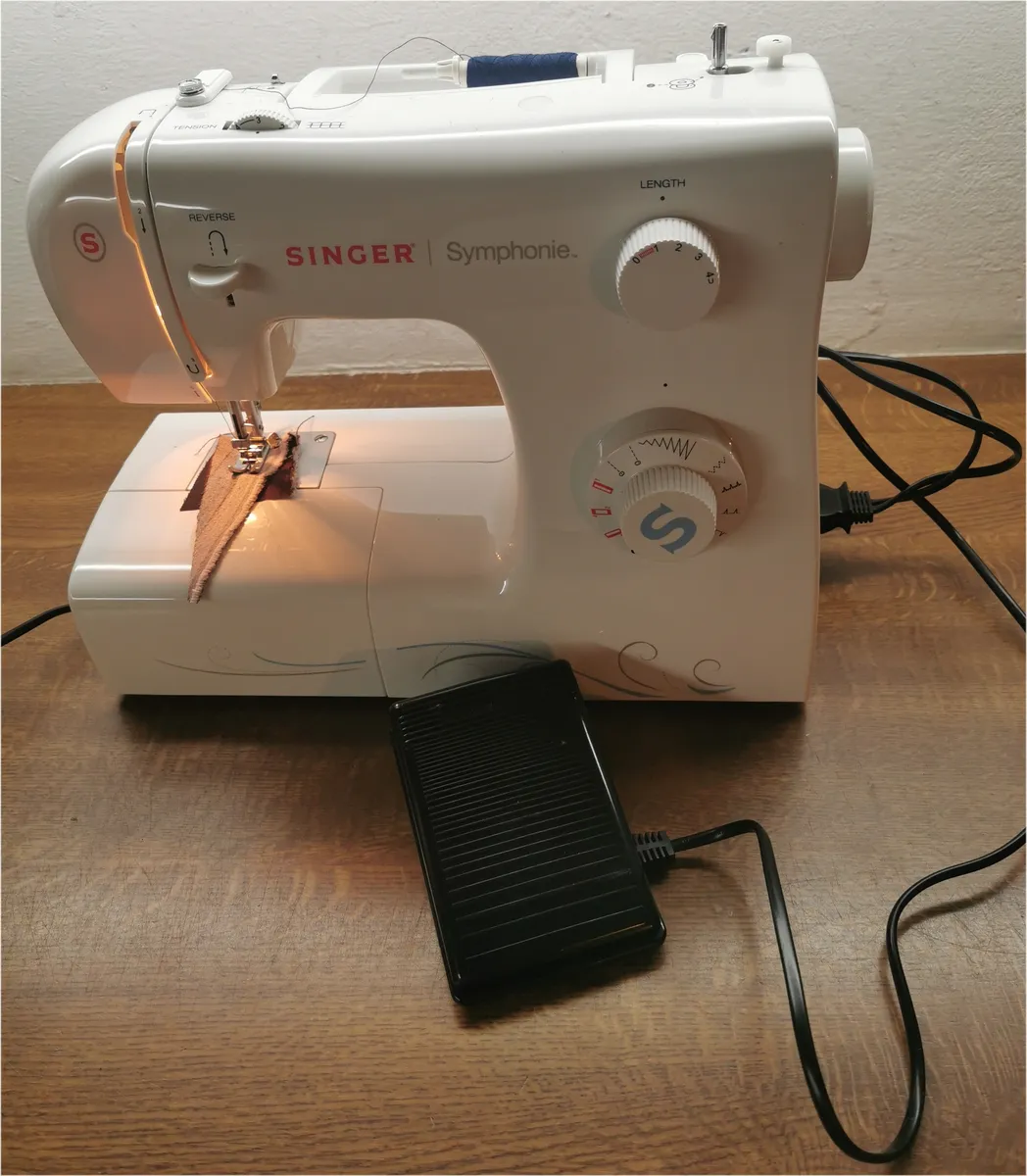 SINGER  Symphonie Nähmaschine